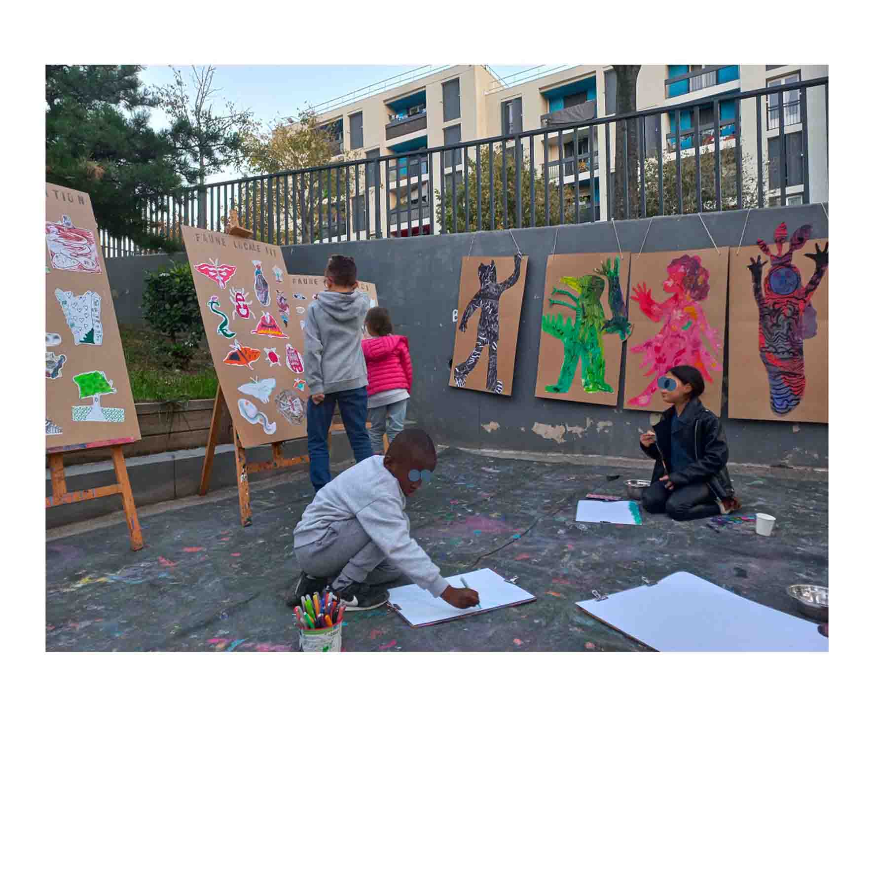 Atelier enfant illustration multi-technique - artiste intervenante