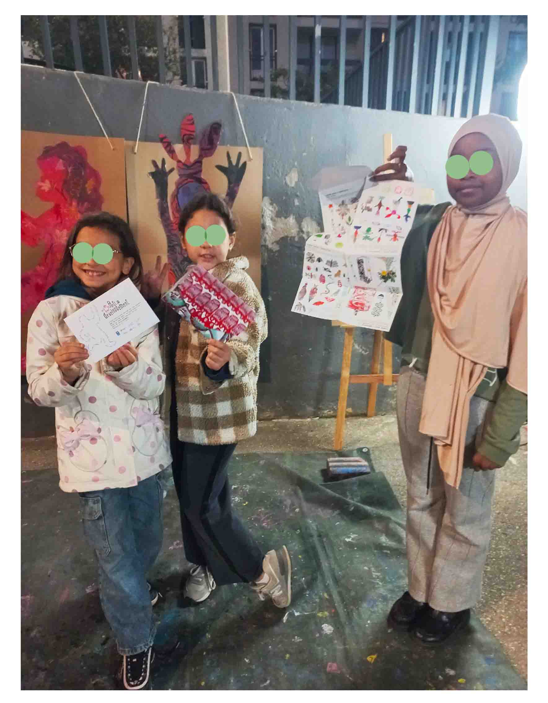Atelier enfant illustration multi-technique - artiste intervenante